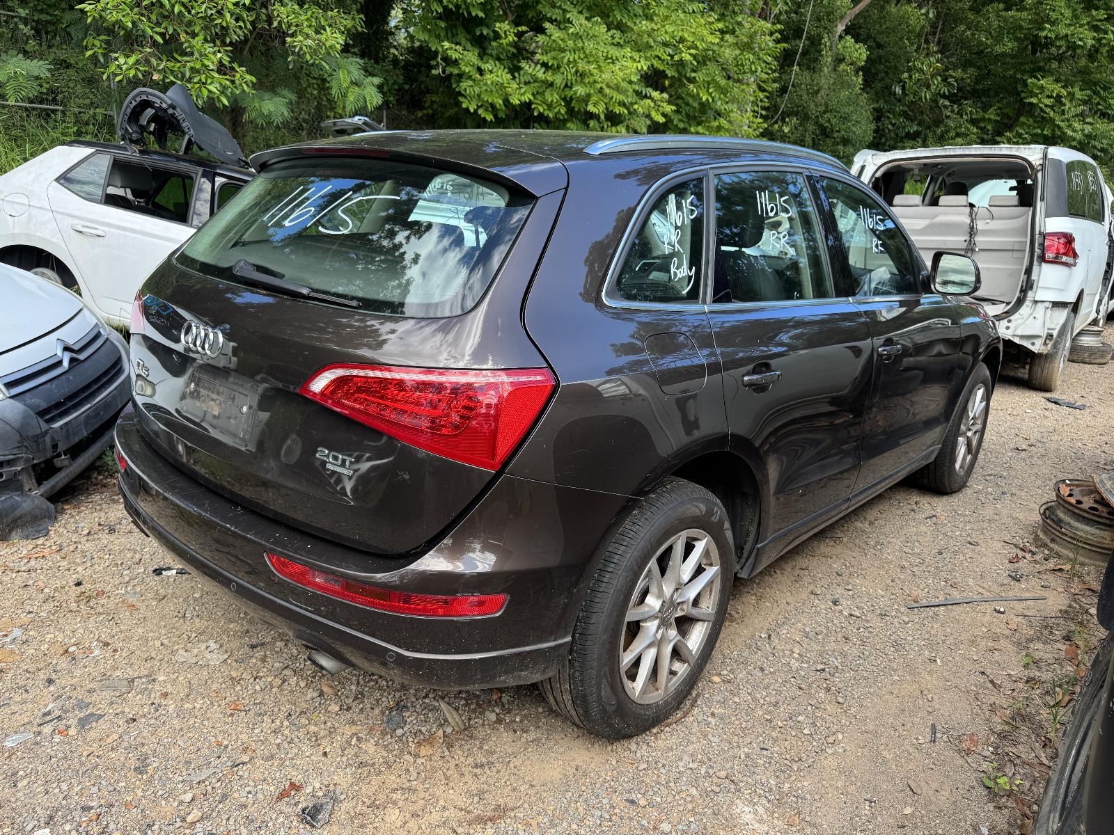 View AUDI Q5 2011 5 Door Station Wagon Breaking