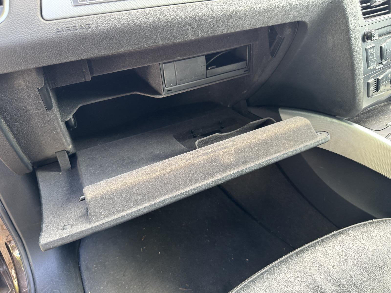 View AUDI Q5 2011 5 Door Station Wagon Breaking