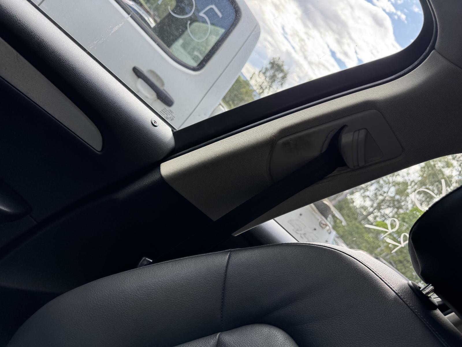 View AUDI Q5 2011 5 Door Station Wagon Breaking