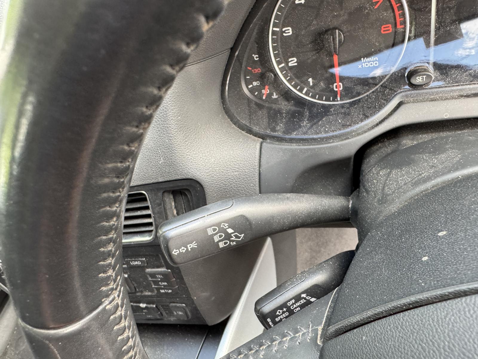 View AUDI Q5 2011 5 Door Station Wagon Breaking