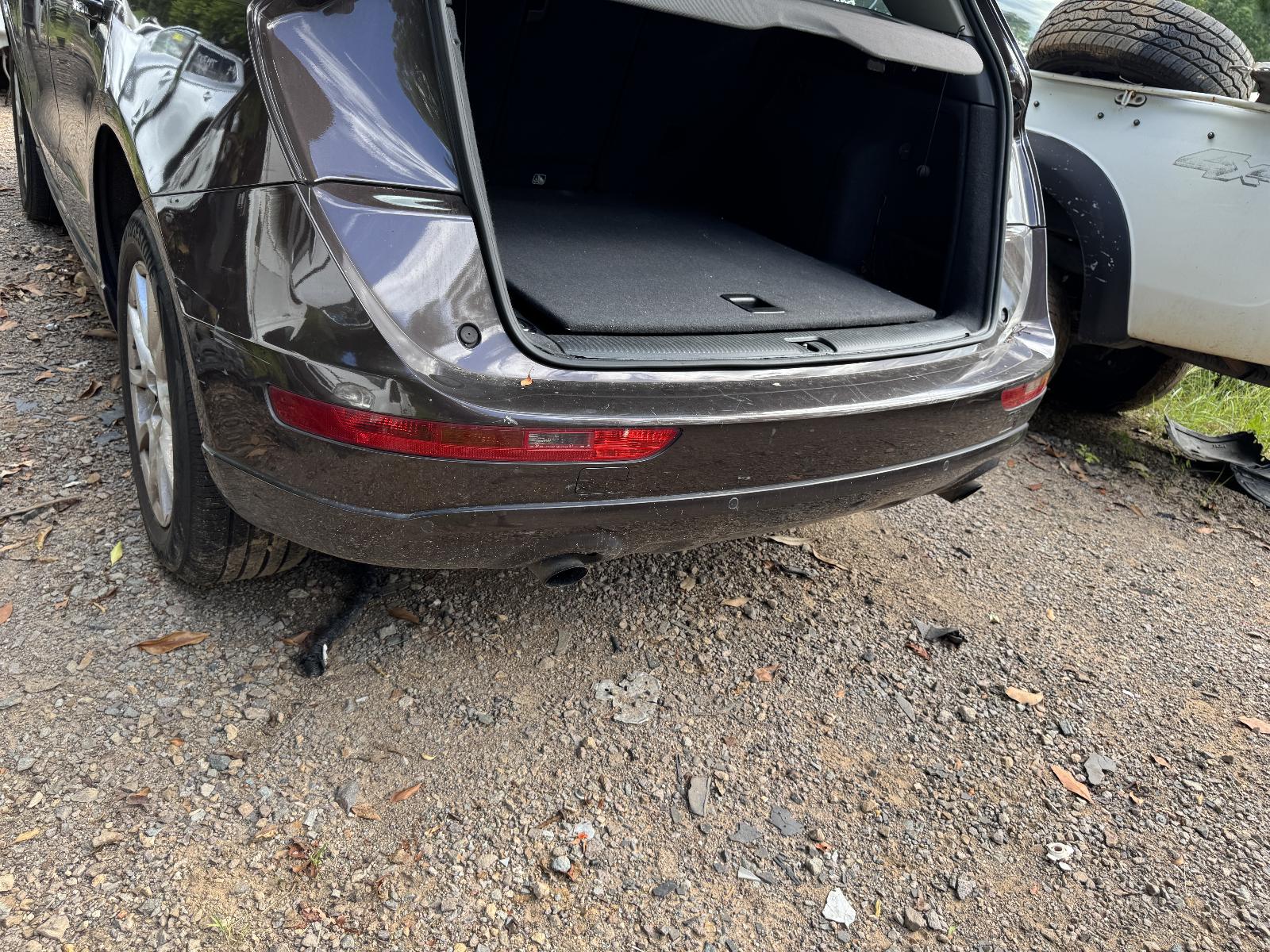 View AUDI Q5 2011 5 Door Station Wagon Breaking