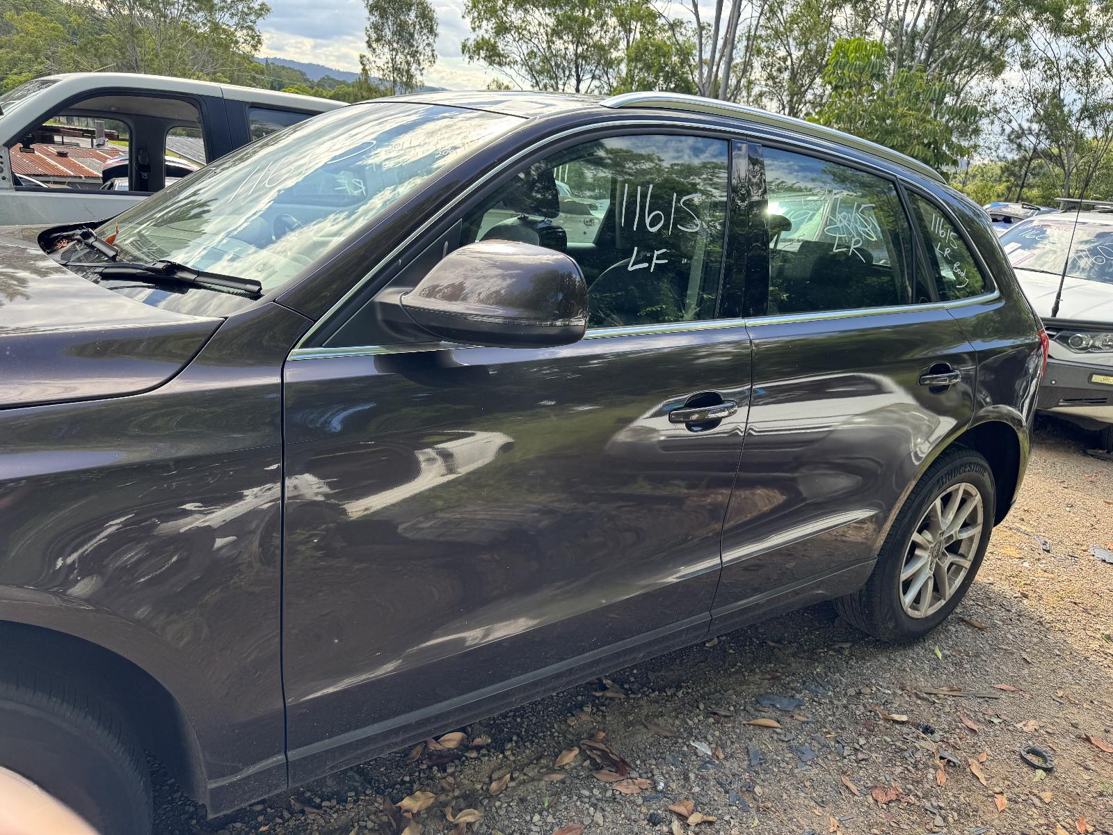 View AUDI Q5 2011 5 Door Station Wagon Breaking