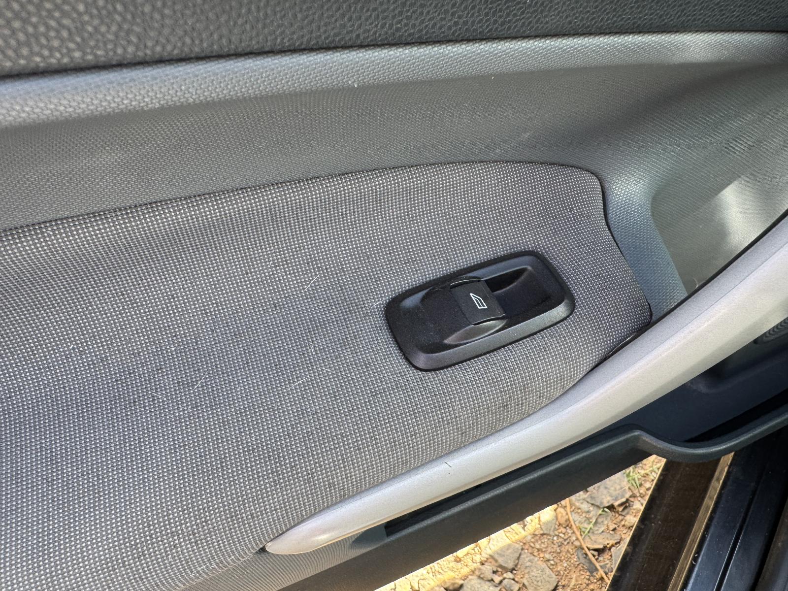 View FORD FIESTA 2011 5 Door Hatchback Breaking