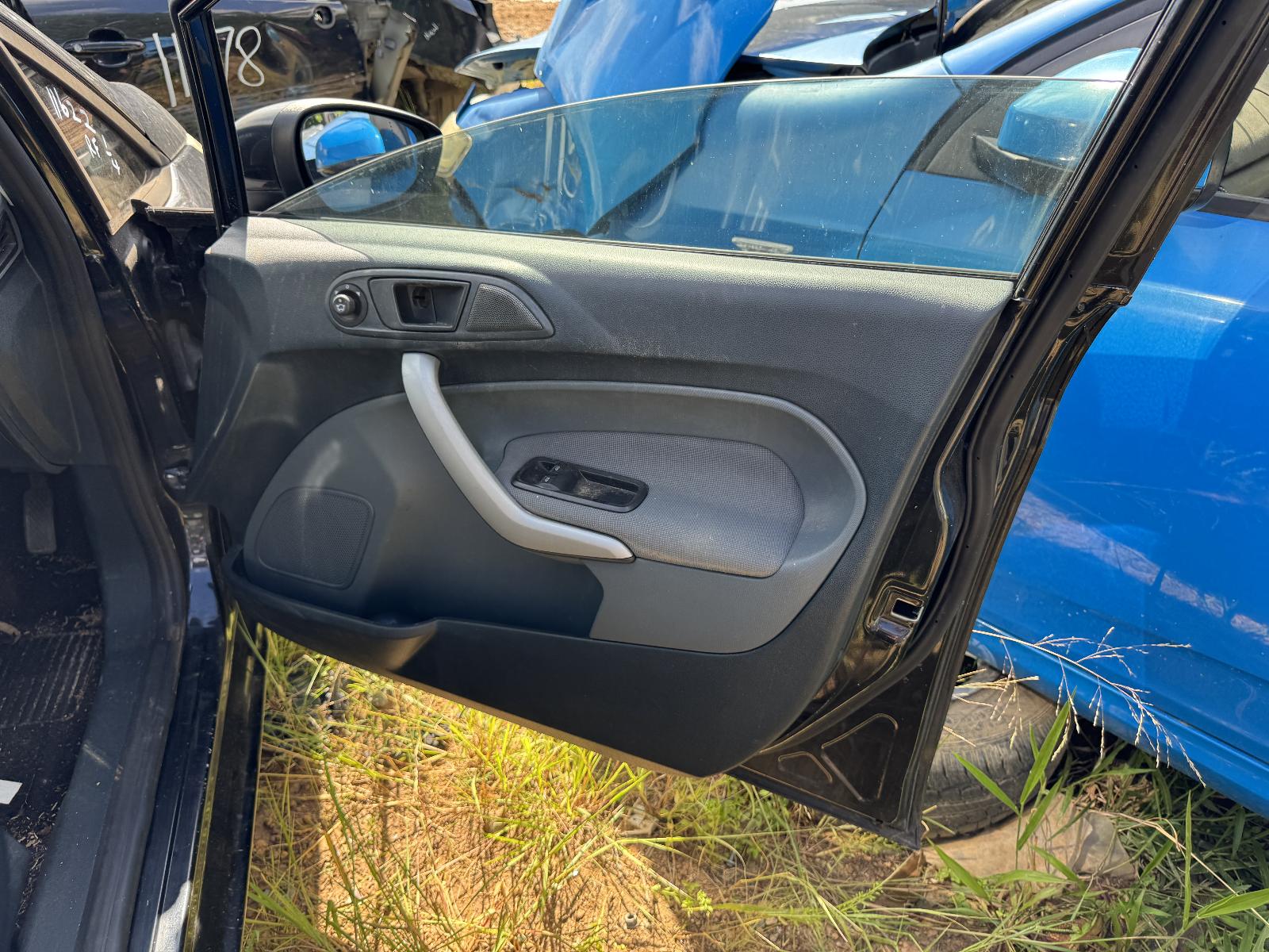 View FORD FIESTA 2011 5 Door Hatchback Breaking