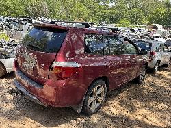 View TOYOTA KLUGER 2007 4 Door Station Wagon Breaking