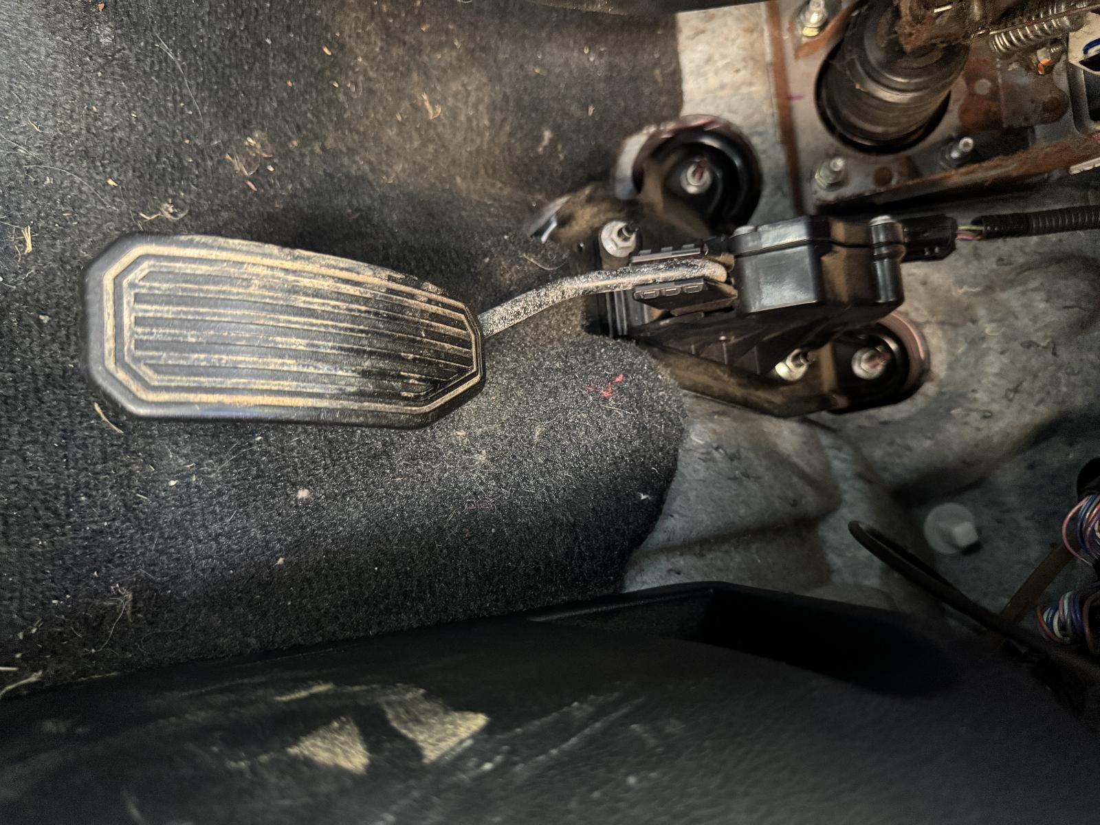 View TOYOTA KLUGER 2007 4 Door Station Wagon Breaking