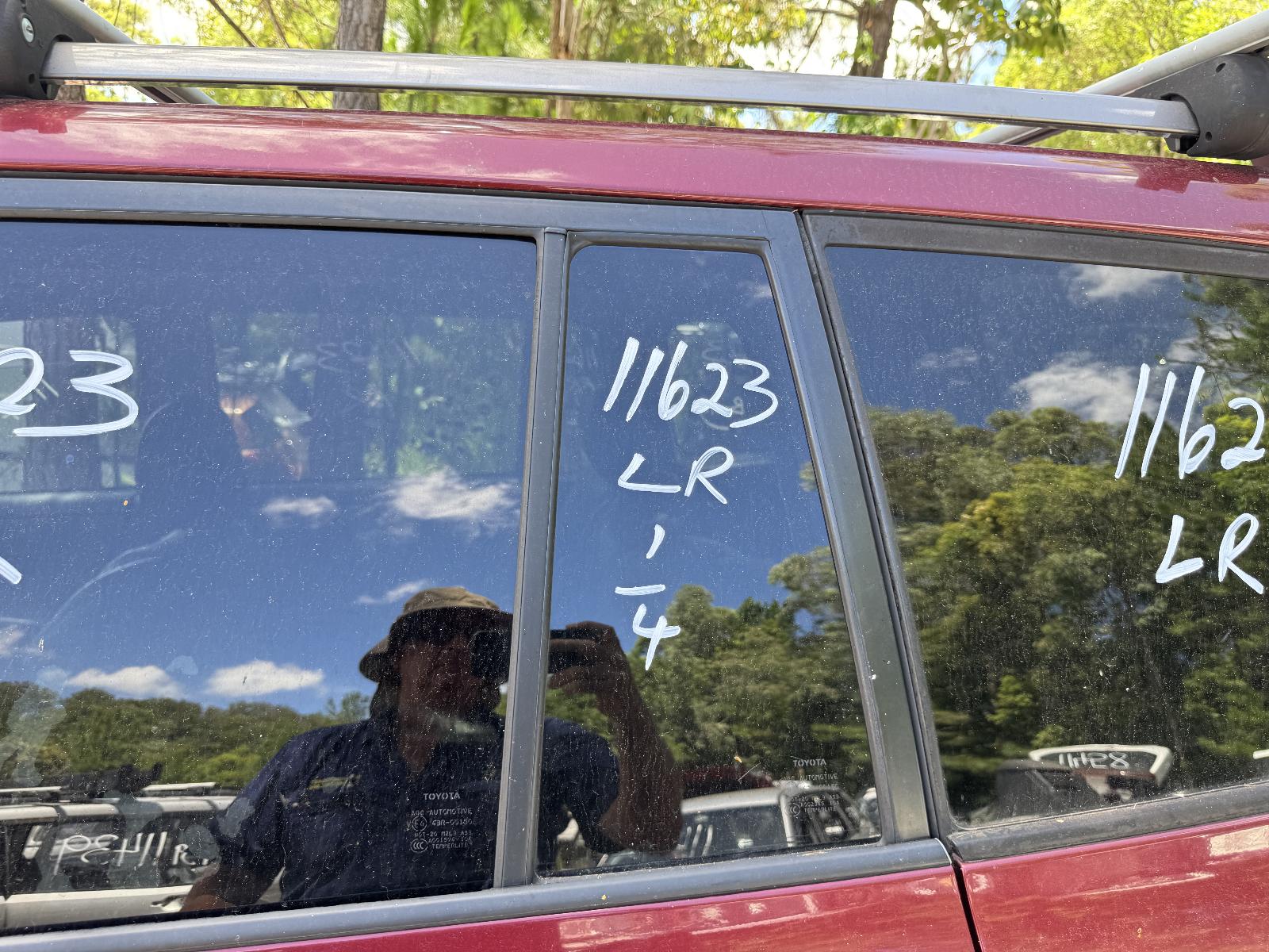 View TOYOTA KLUGER 2007 4 Door Station Wagon Breaking