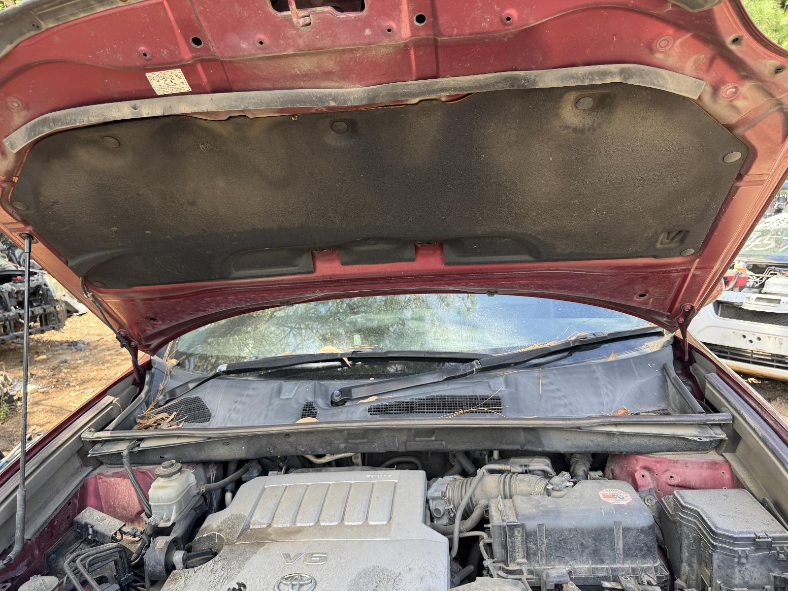 View TOYOTA KLUGER 2007 4 Door Station Wagon Breaking