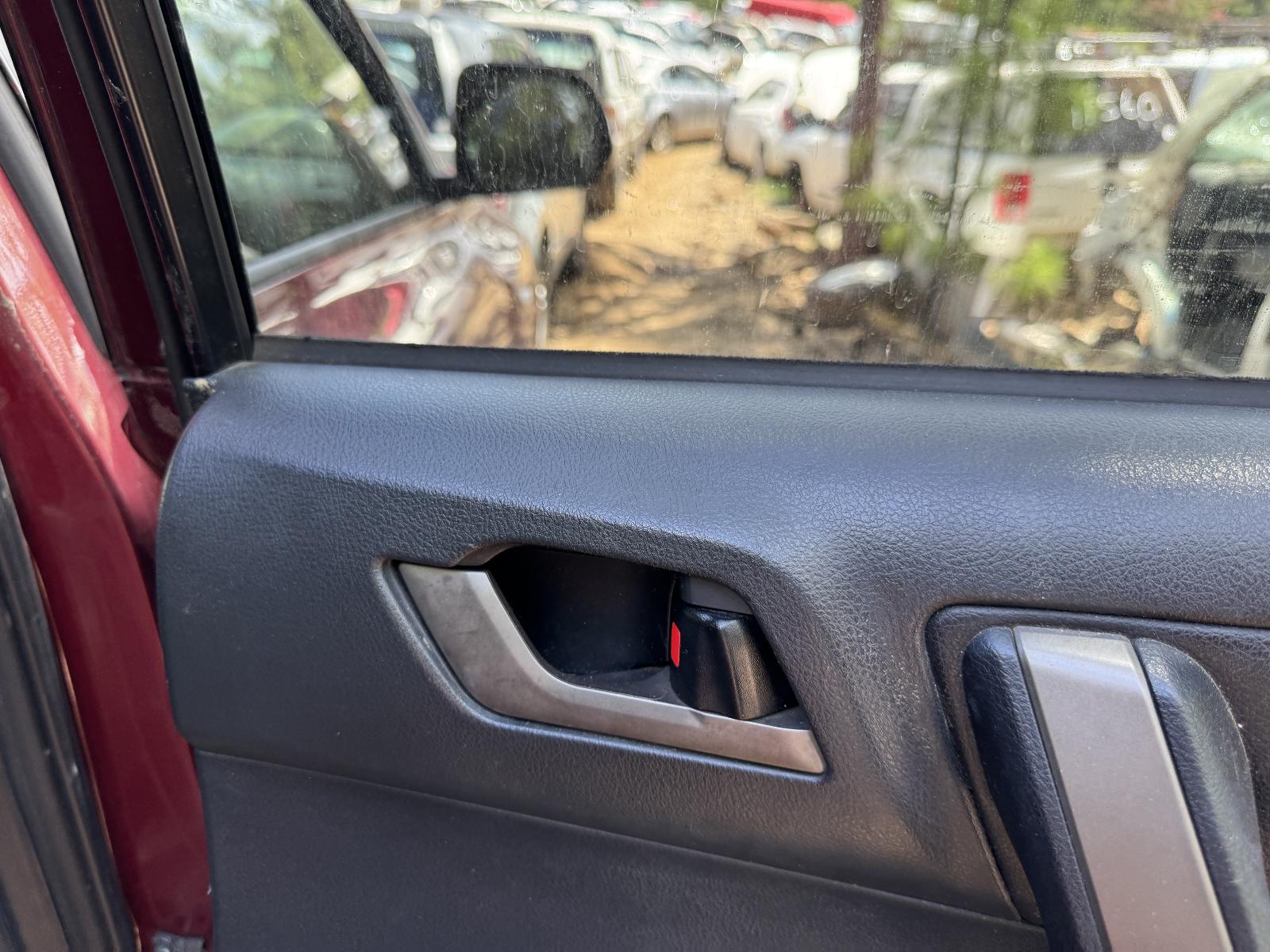 View TOYOTA KLUGER 2007 4 Door Station Wagon Breaking