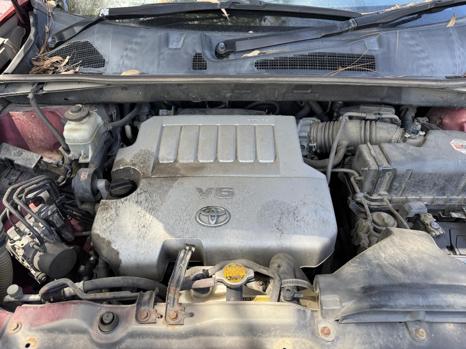 View TOYOTA KLUGER 2007 4 Door Station Wagon Breaking