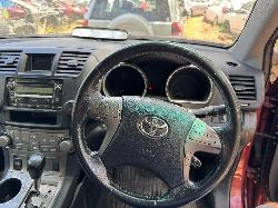 View TOYOTA KLUGER 2007 4 Door Station Wagon Breaking