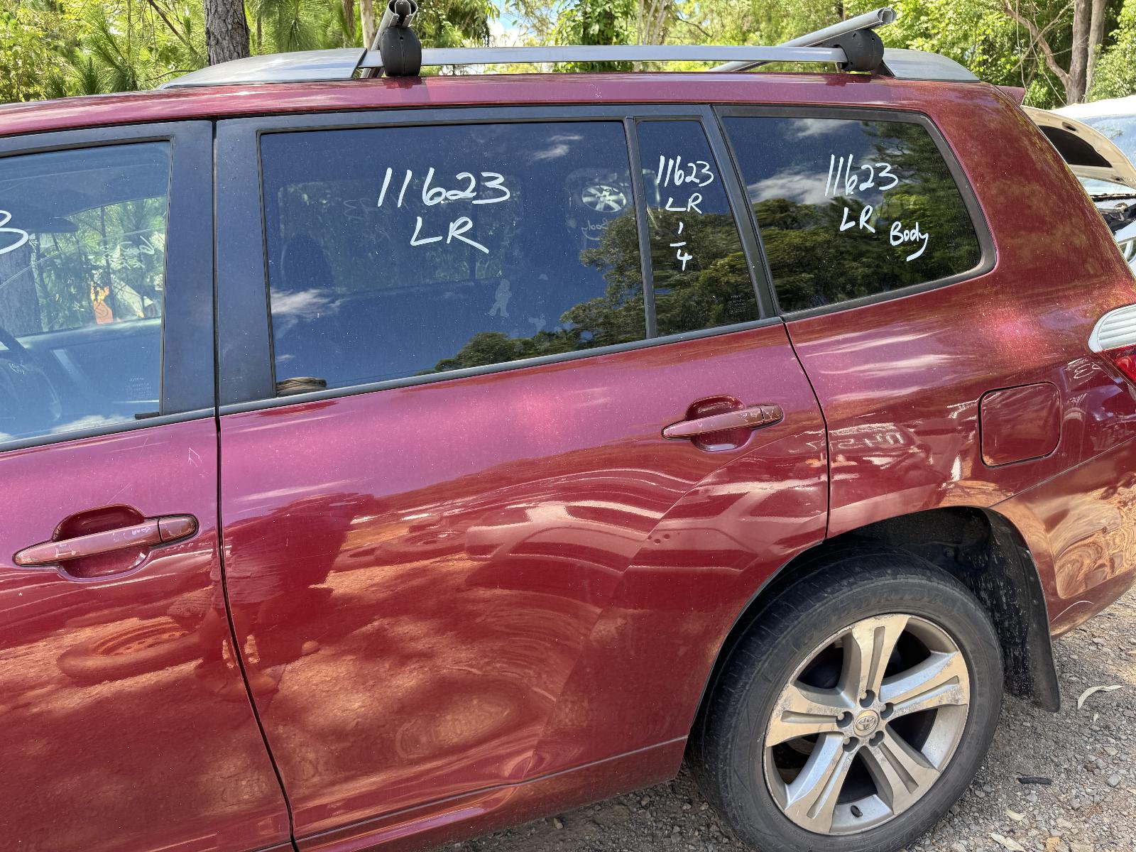 View TOYOTA KLUGER 2007 4 Door Station Wagon Breaking
