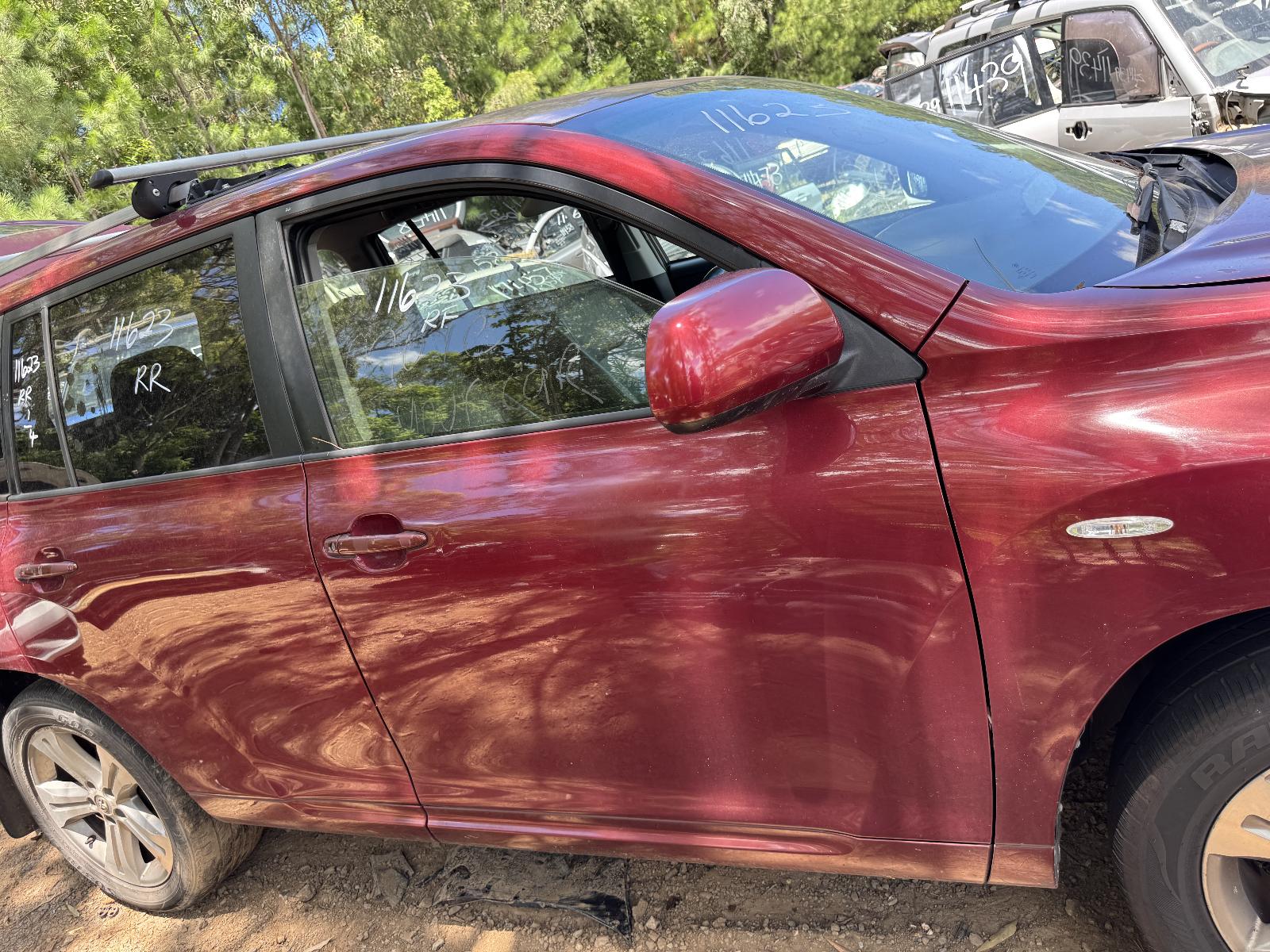 View TOYOTA KLUGER 2007 4 Door Station Wagon Breaking