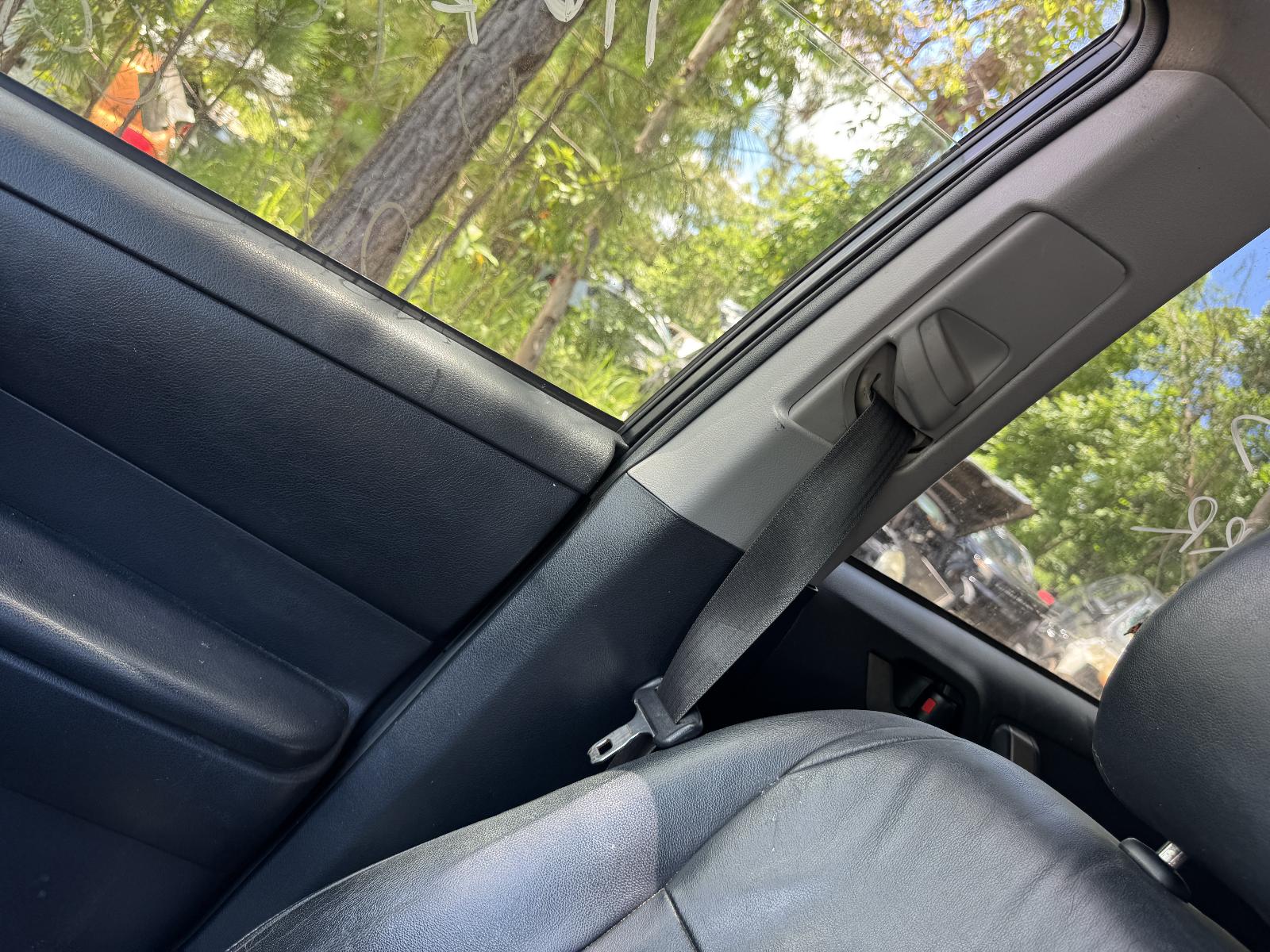 View TOYOTA KLUGER 2007 4 Door Station Wagon Breaking