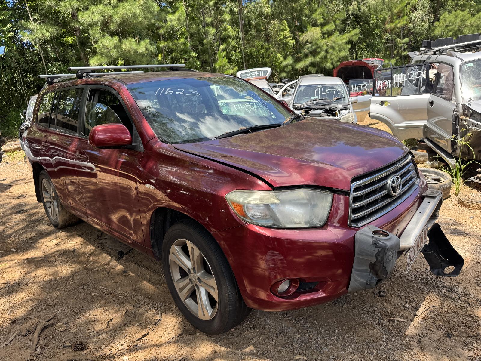 View TOYOTA KLUGER 2007 4 Door Station Wagon Breaking