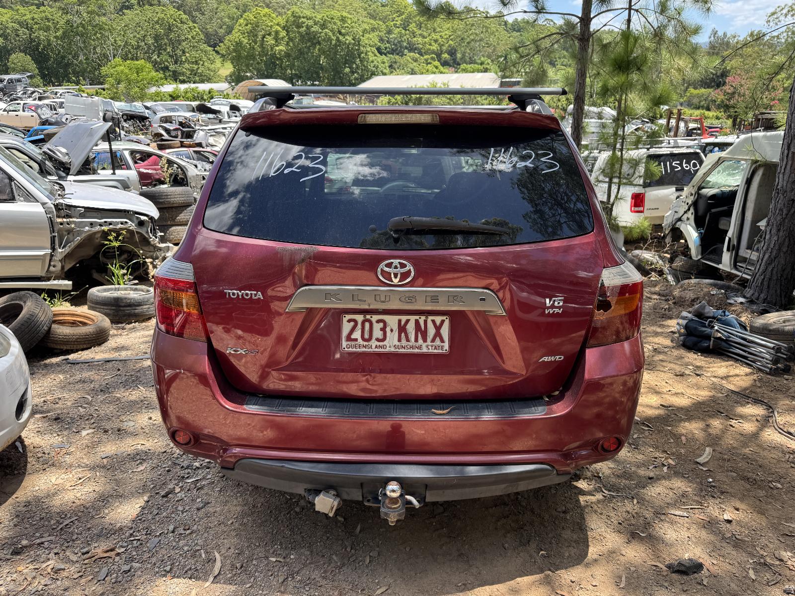 View TOYOTA KLUGER 2007 4 Door Station Wagon Breaking