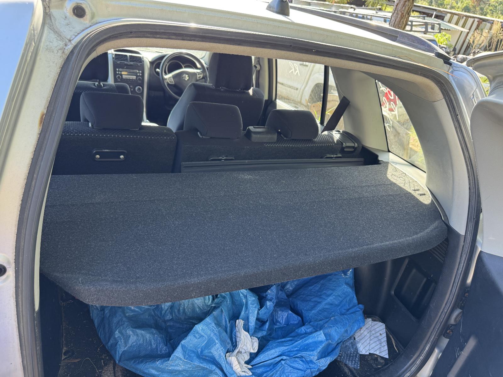 View SUZUKI VITARA 2007 5 Door Station Wagon Breaking