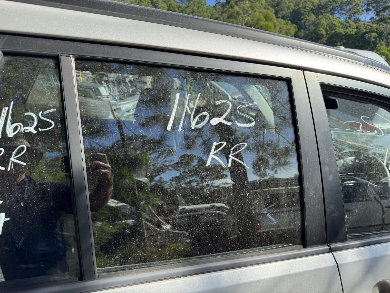 View SUZUKI VITARA 2007 5 Door Station Wagon Breaking
