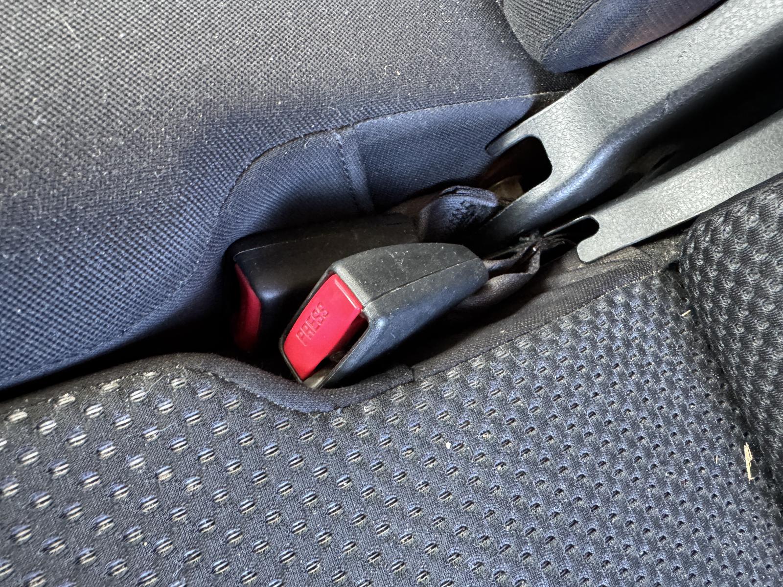 View SUZUKI VITARA 2007 5 Door Station Wagon Breaking