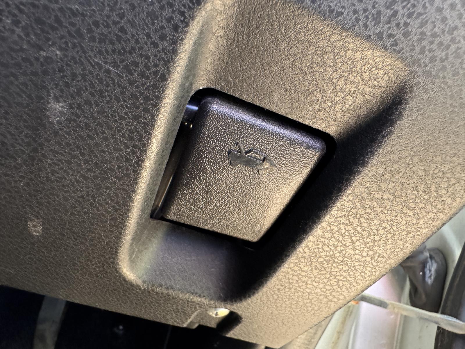 View SUZUKI VITARA 2007 5 Door Station Wagon Breaking