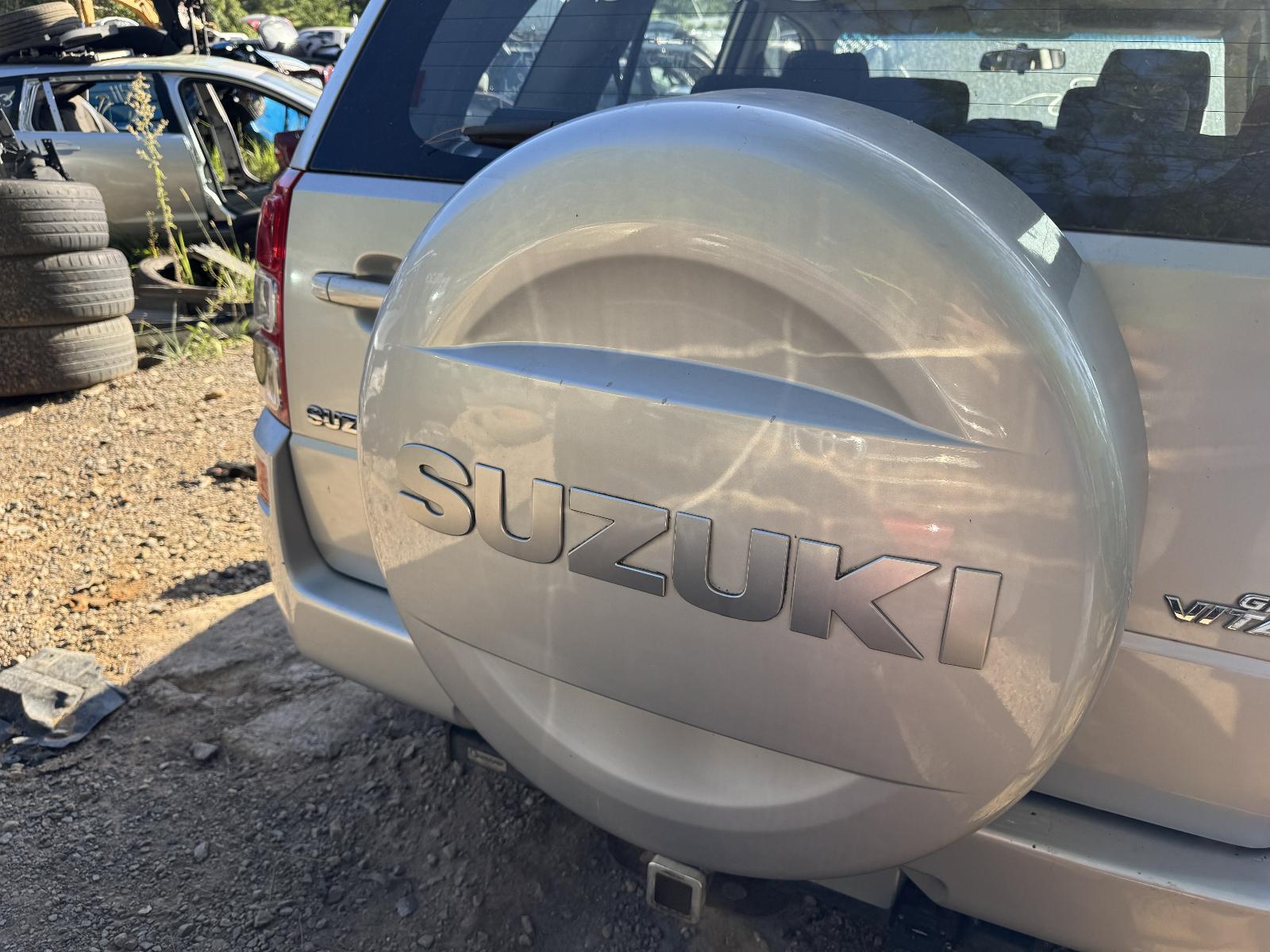 View SUZUKI VITARA 2007 5 Door Station Wagon Breaking