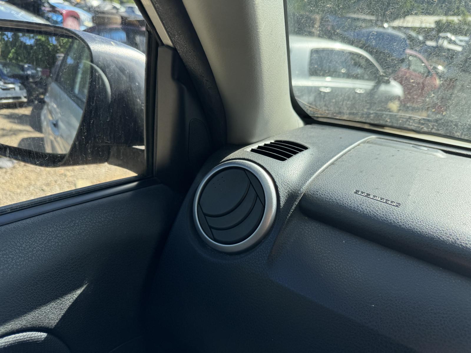 View SUZUKI VITARA 2007 5 Door Station Wagon Breaking