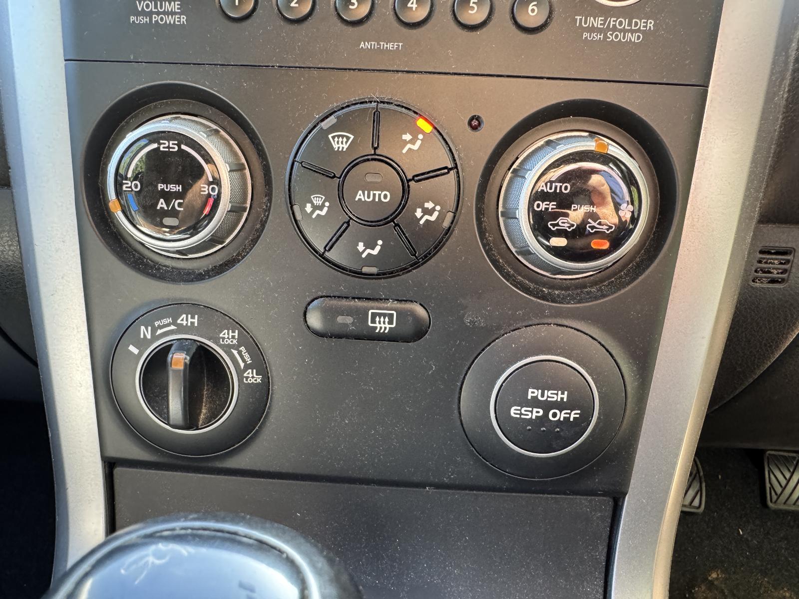 View SUZUKI VITARA 2007 5 Door Station Wagon Breaking