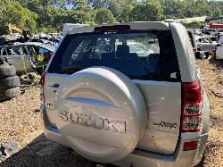 View SUZUKI VITARA 2007 5 Door Station Wagon Breaking