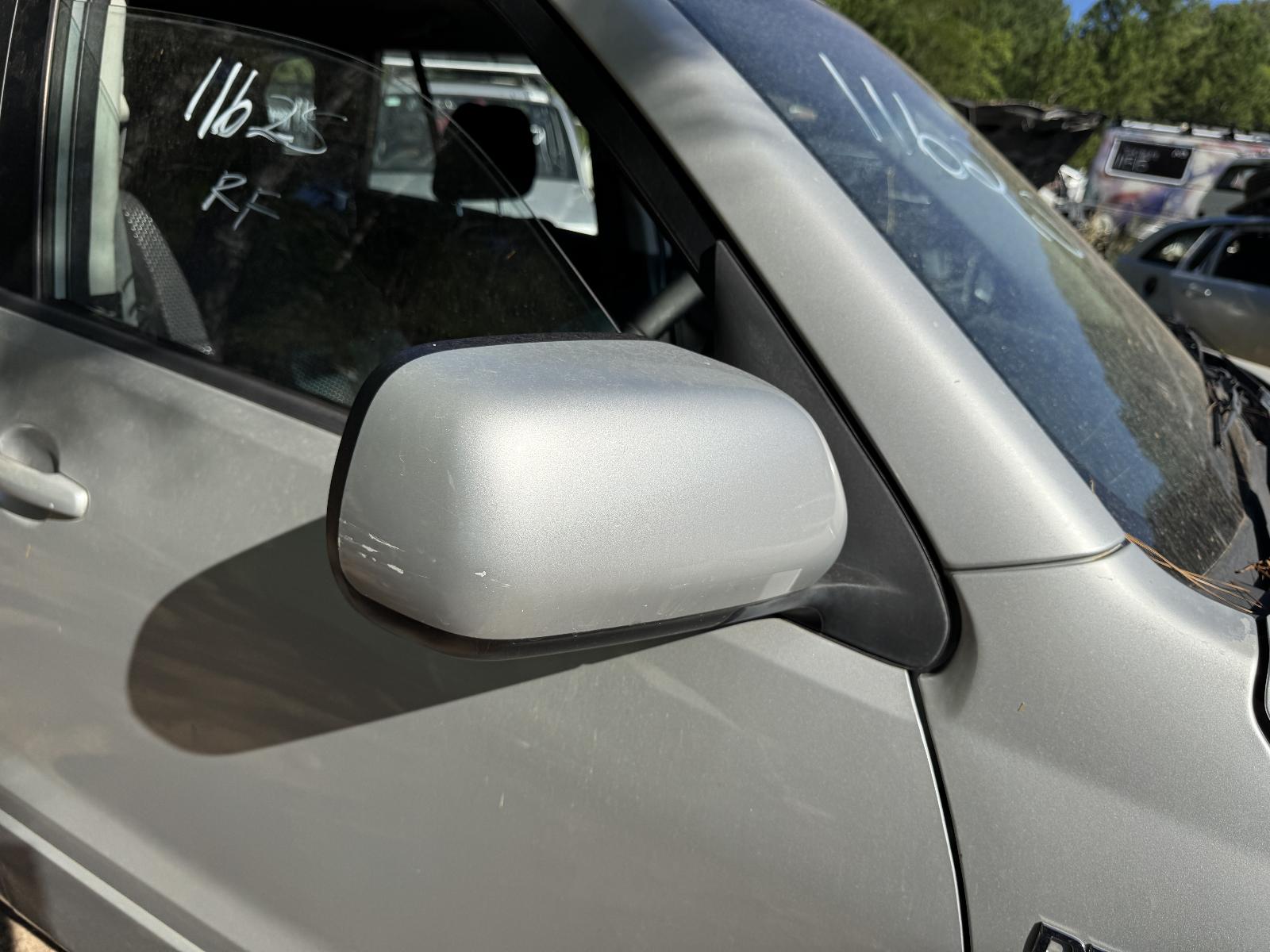 View SUZUKI VITARA 2007 5 Door Station Wagon Breaking