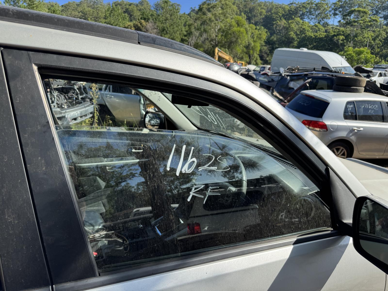 View SUZUKI VITARA 2007 5 Door Station Wagon Breaking