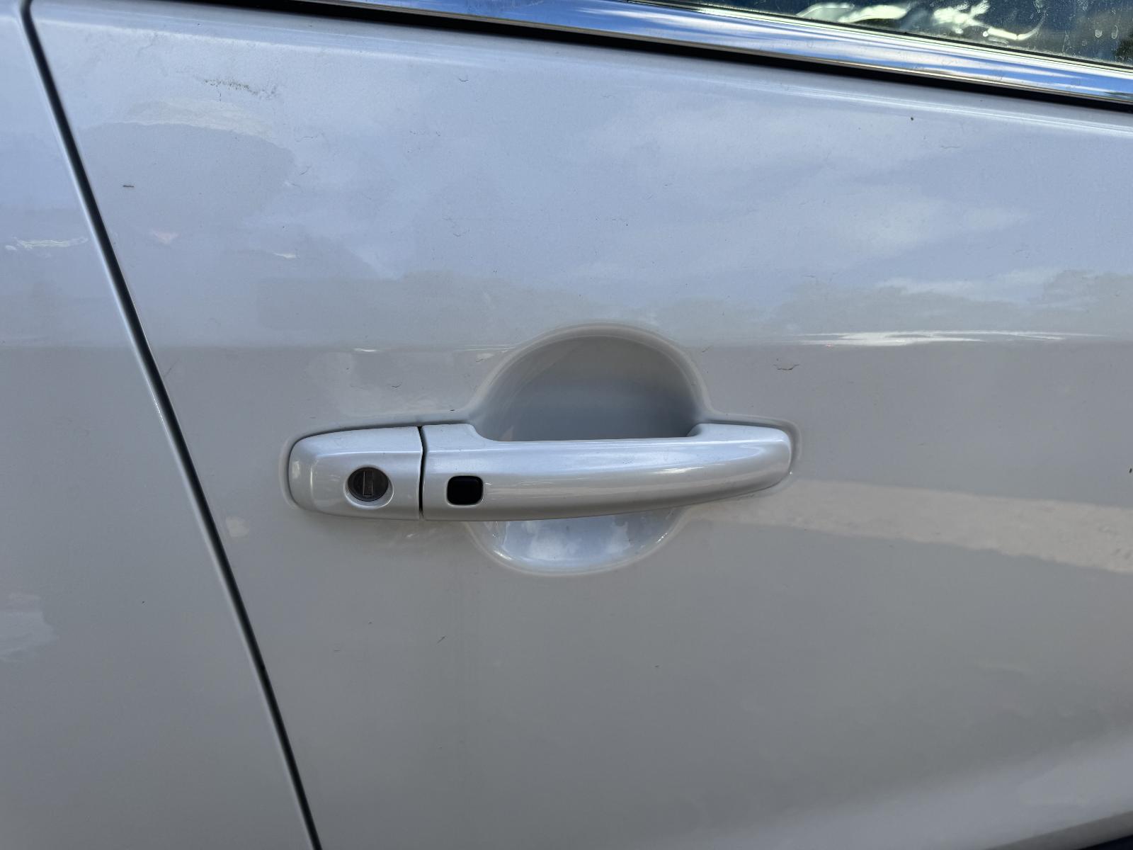 View SUZUKI S-CROSS 2023 5 Door Hatchback Breaking