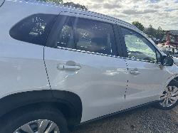 View SUZUKI S-CROSS 2023 5 Door Hatchback Breaking
