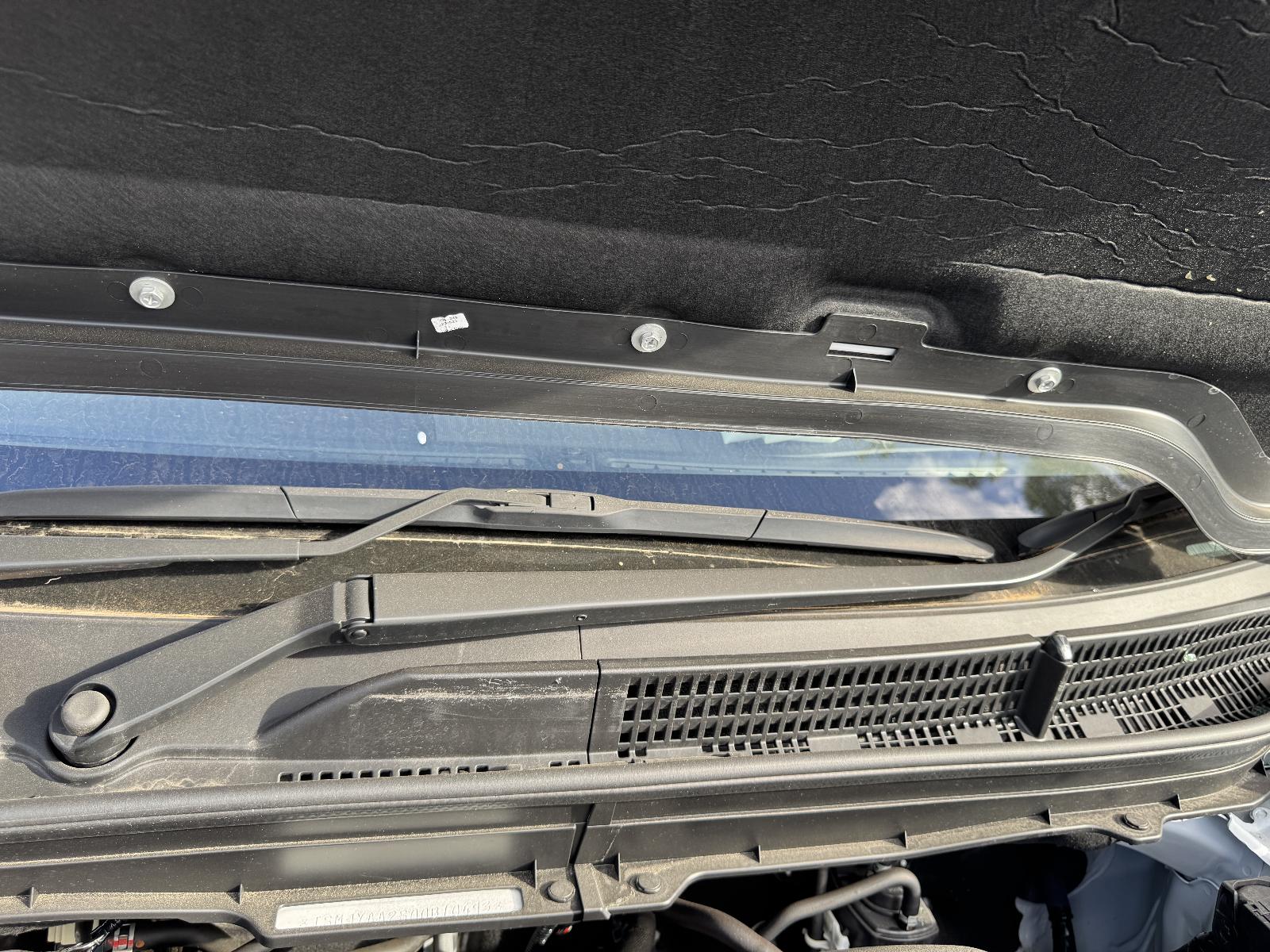 View SUZUKI S-CROSS 2023 5 Door Hatchback Breaking
