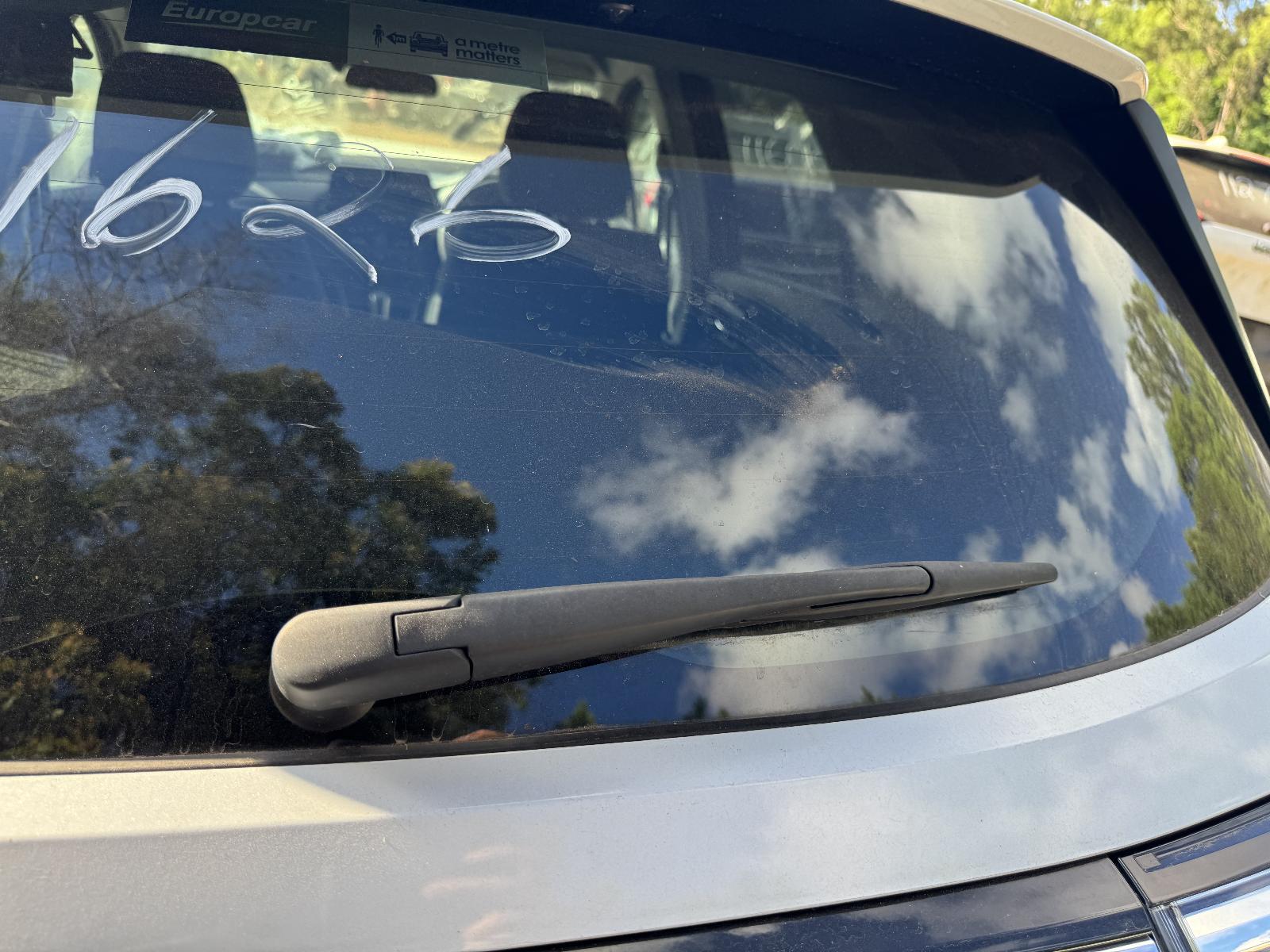 View SUZUKI S-CROSS 2023 5 Door Hatchback Breaking