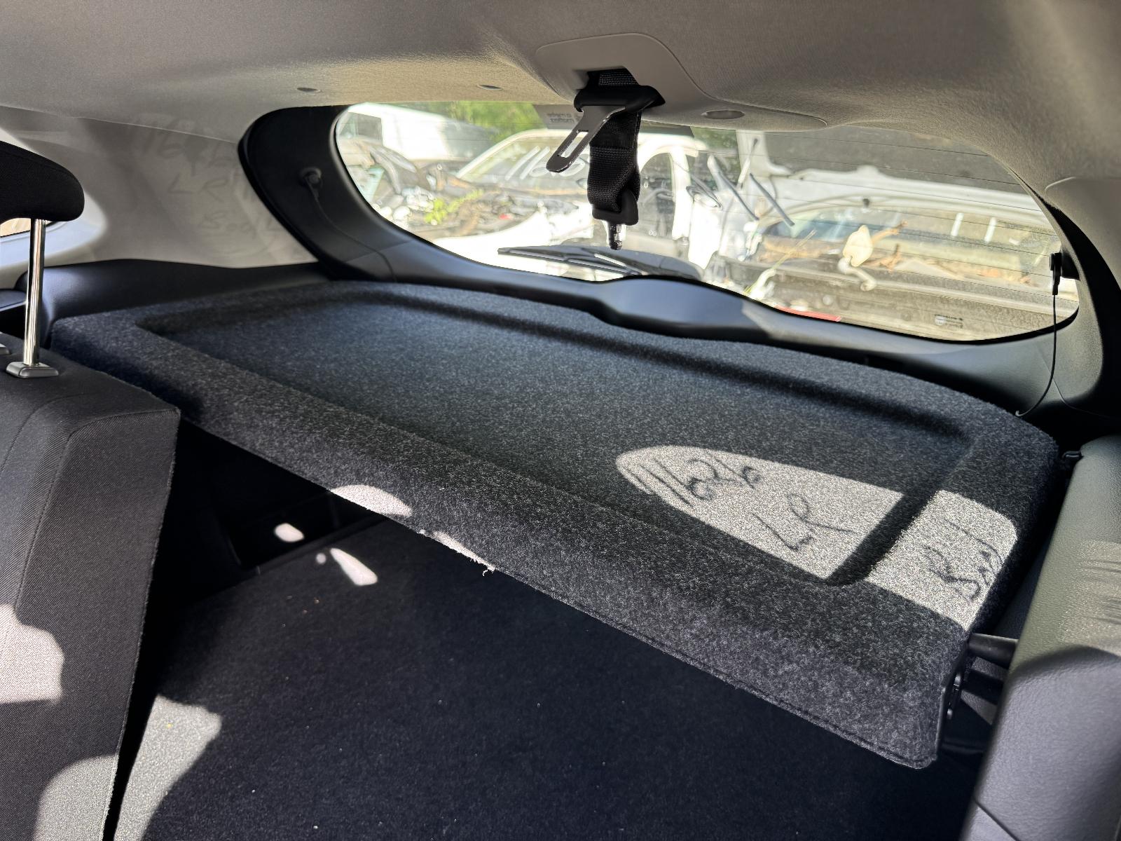 View SUZUKI S-CROSS 2023 5 Door Hatchback Breaking