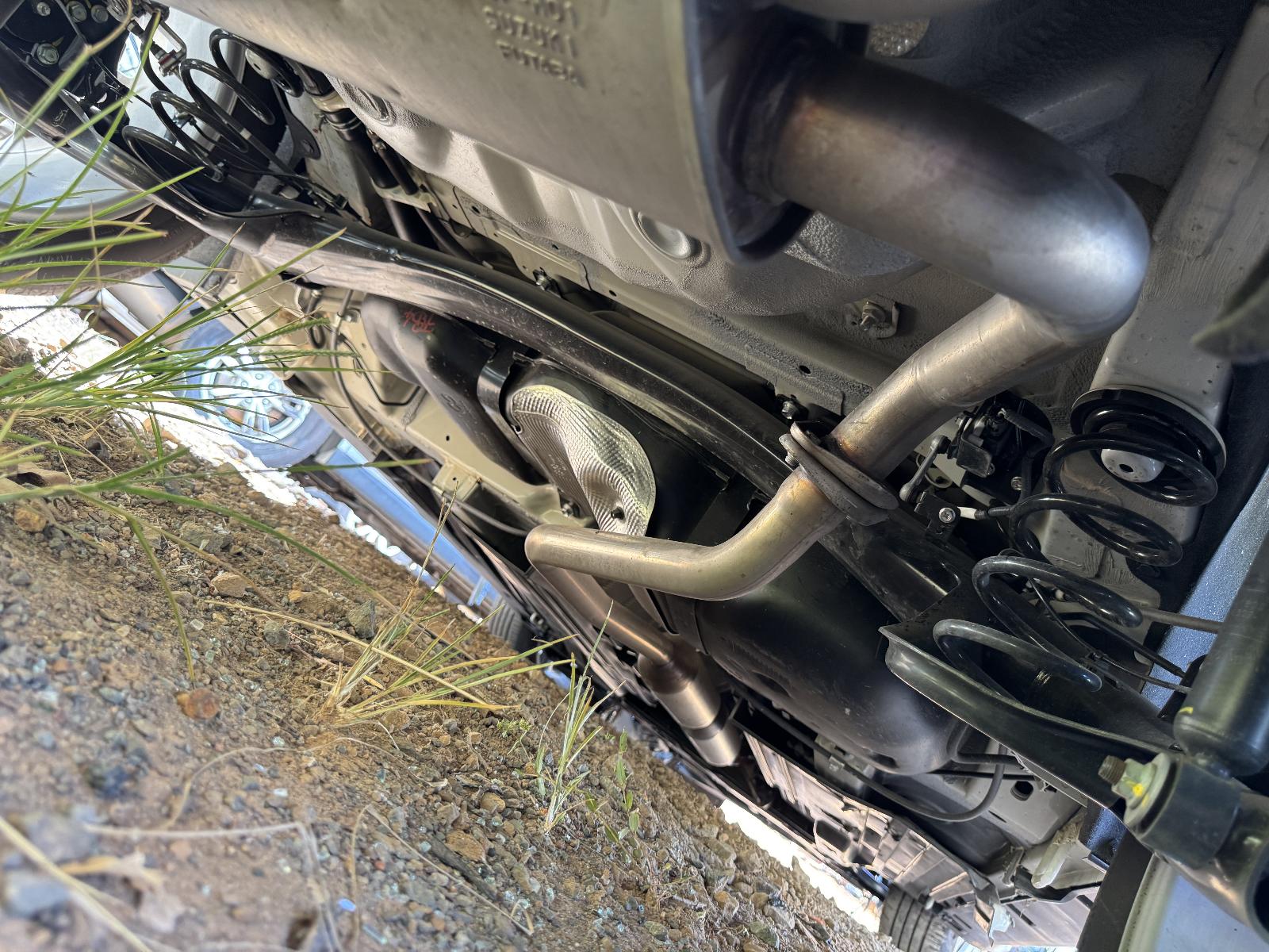 View SUZUKI S-CROSS 2023 5 Door Hatchback Breaking