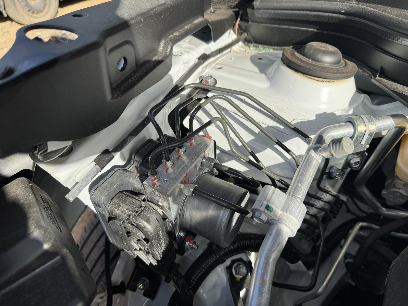 View SUZUKI S-CROSS 2023 5 Door Hatchback Breaking
