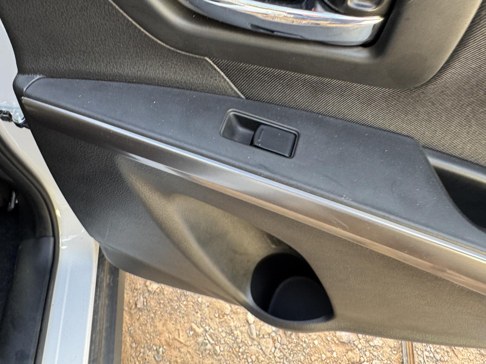 View SUZUKI S-CROSS 2023 5 Door Hatchback Breaking