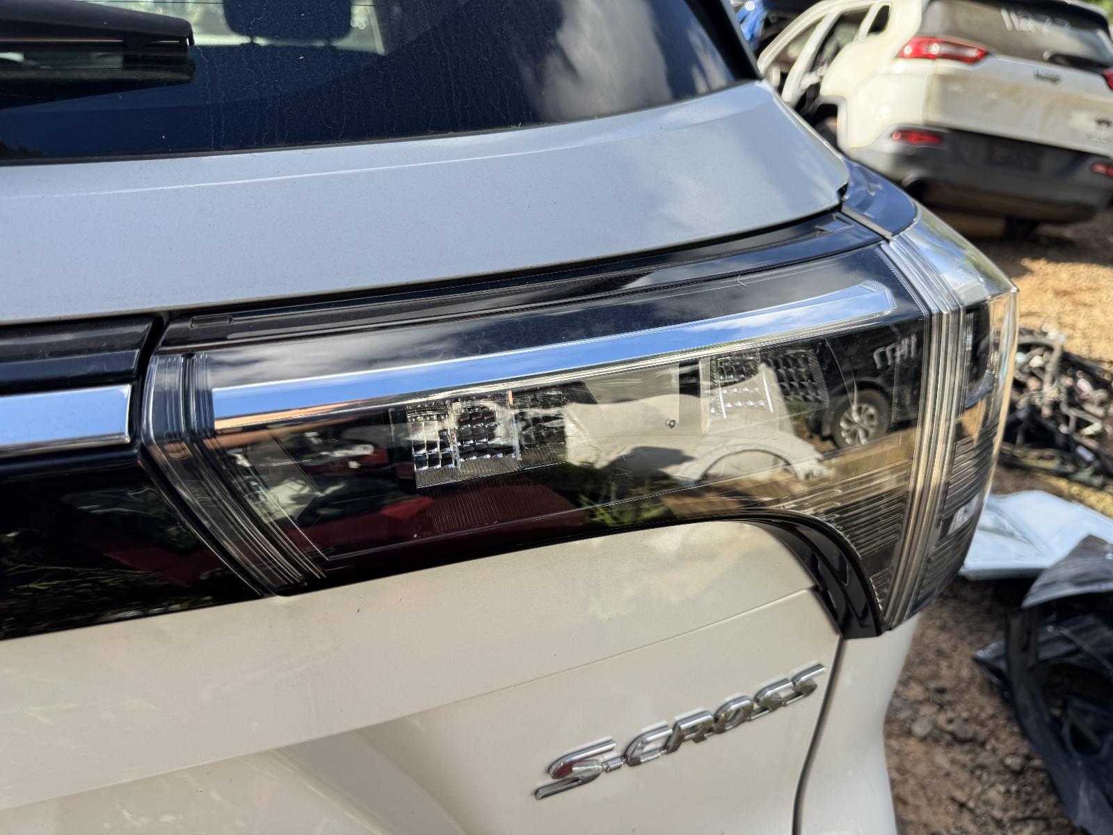 View SUZUKI S-CROSS 2023 5 Door Hatchback Breaking