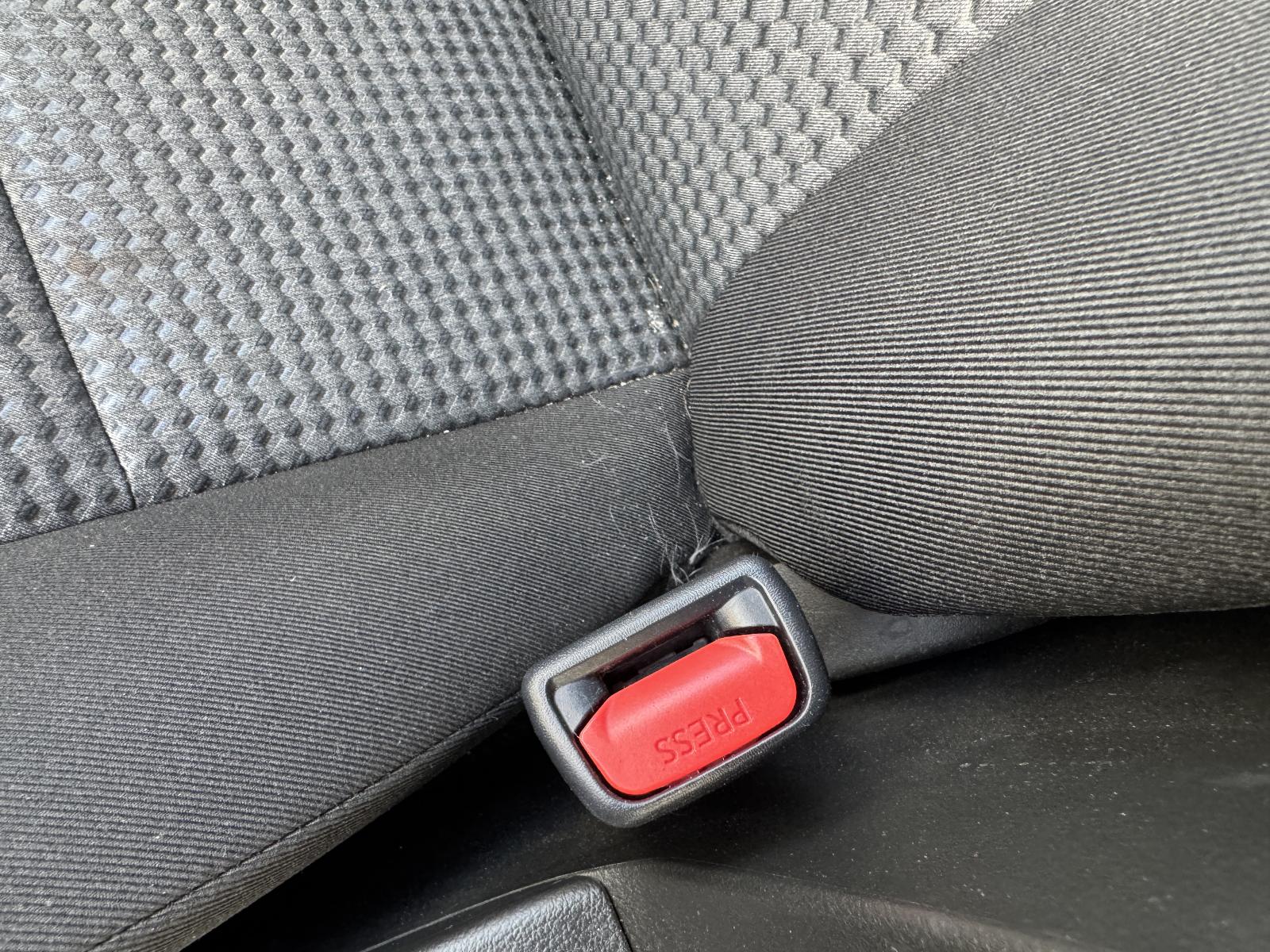 View SUZUKI S-CROSS 2023 5 Door Hatchback Breaking