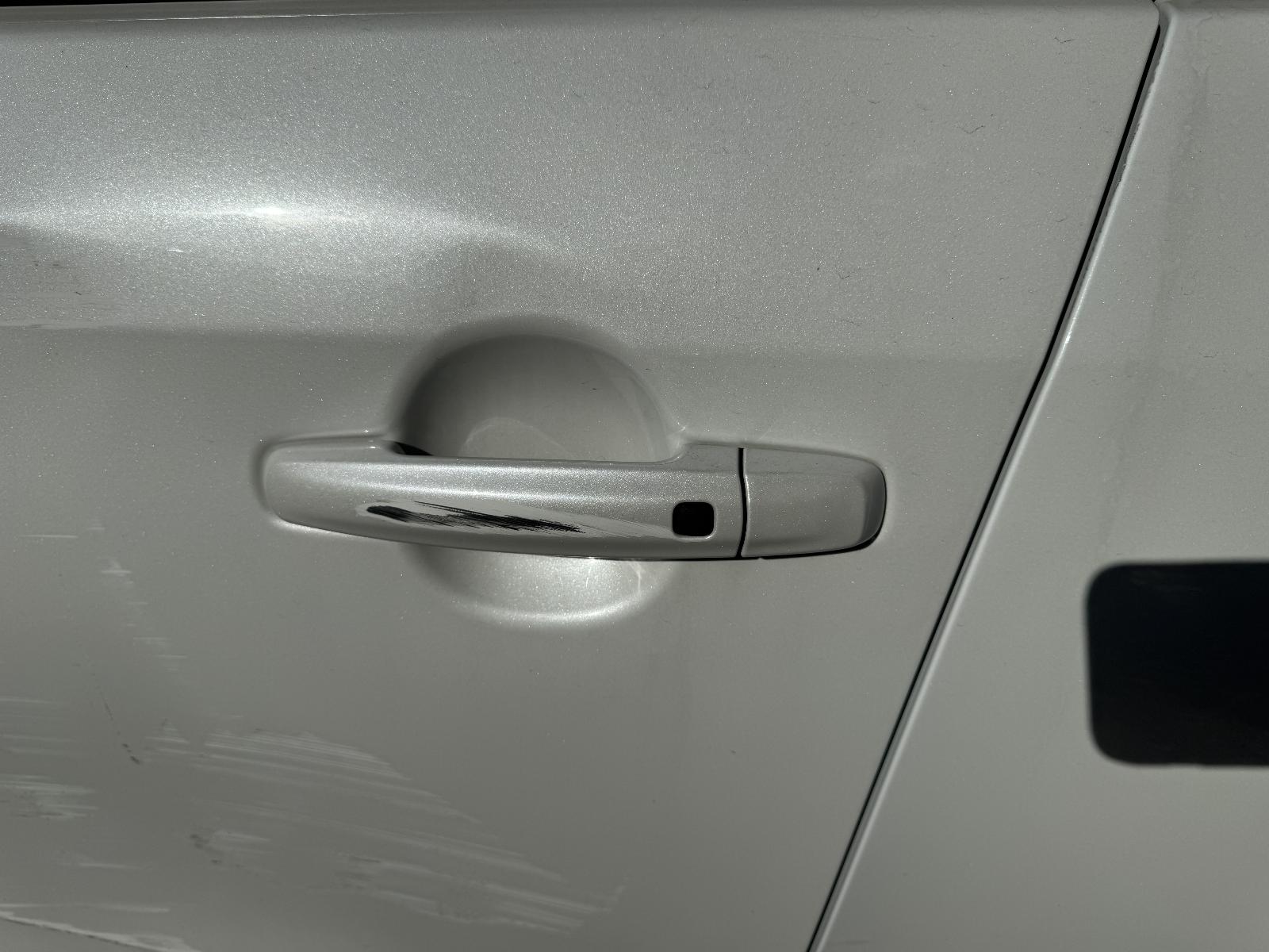 View SUZUKI S-CROSS 2023 5 Door Hatchback Breaking