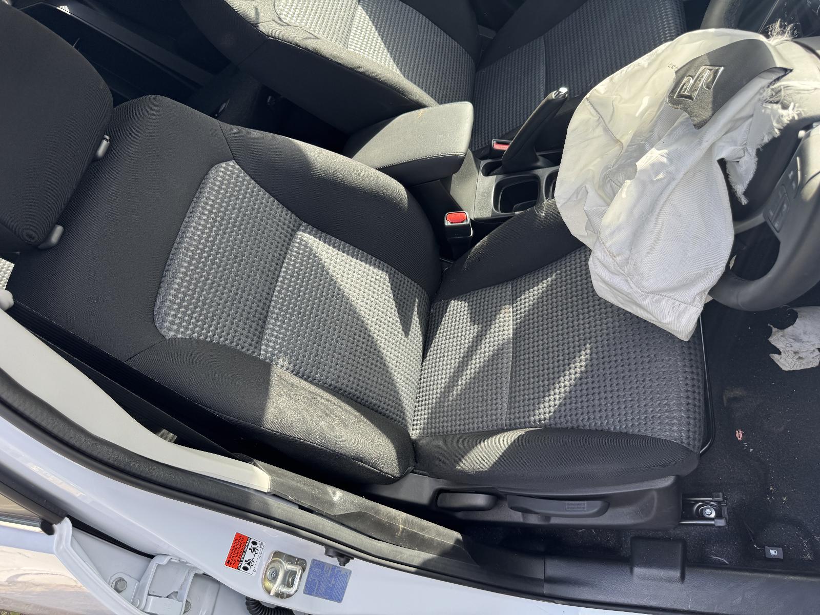 View SUZUKI S-CROSS 2023 5 Door Hatchback Breaking