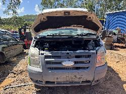 View FORD TRANSIT 2006 2 Door Van Breaking