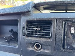 View FORD TRANSIT 2006 2 Door Van Breaking