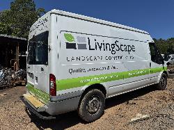View FORD TRANSIT 2006 2 Door Van Breaking