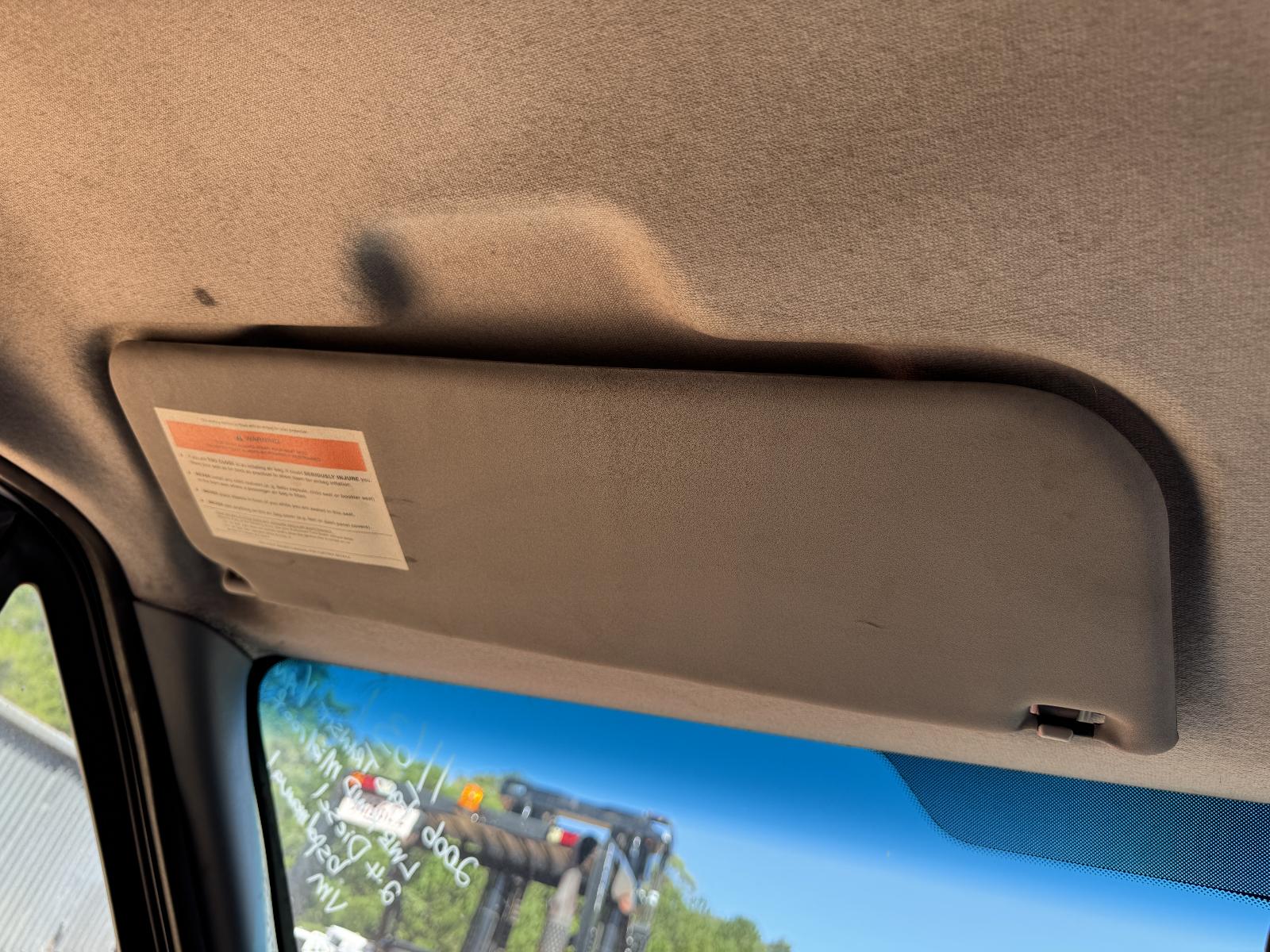 View FORD TRANSIT 2006 2 Door Van Breaking