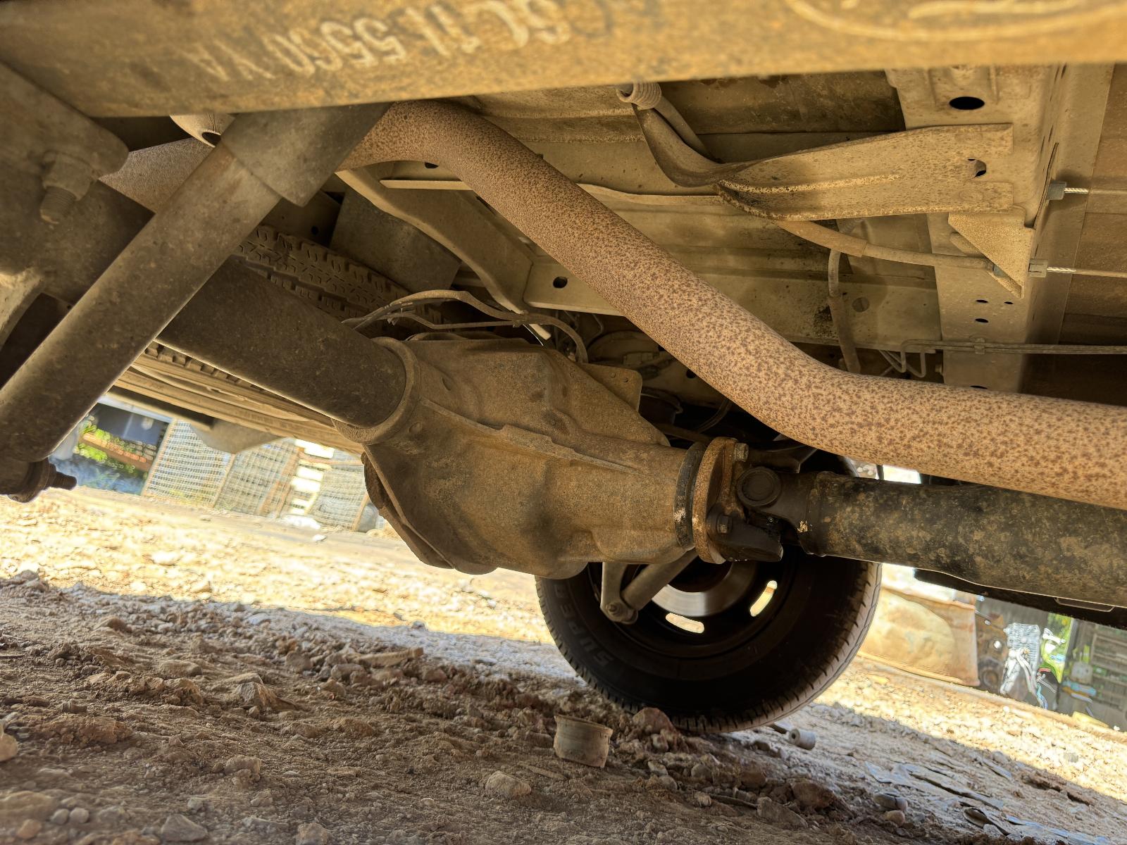 View FORD TRANSIT 2006 2 Door Van Breaking