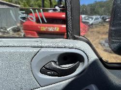 View FORD TRANSIT 2006 2 Door Van Breaking