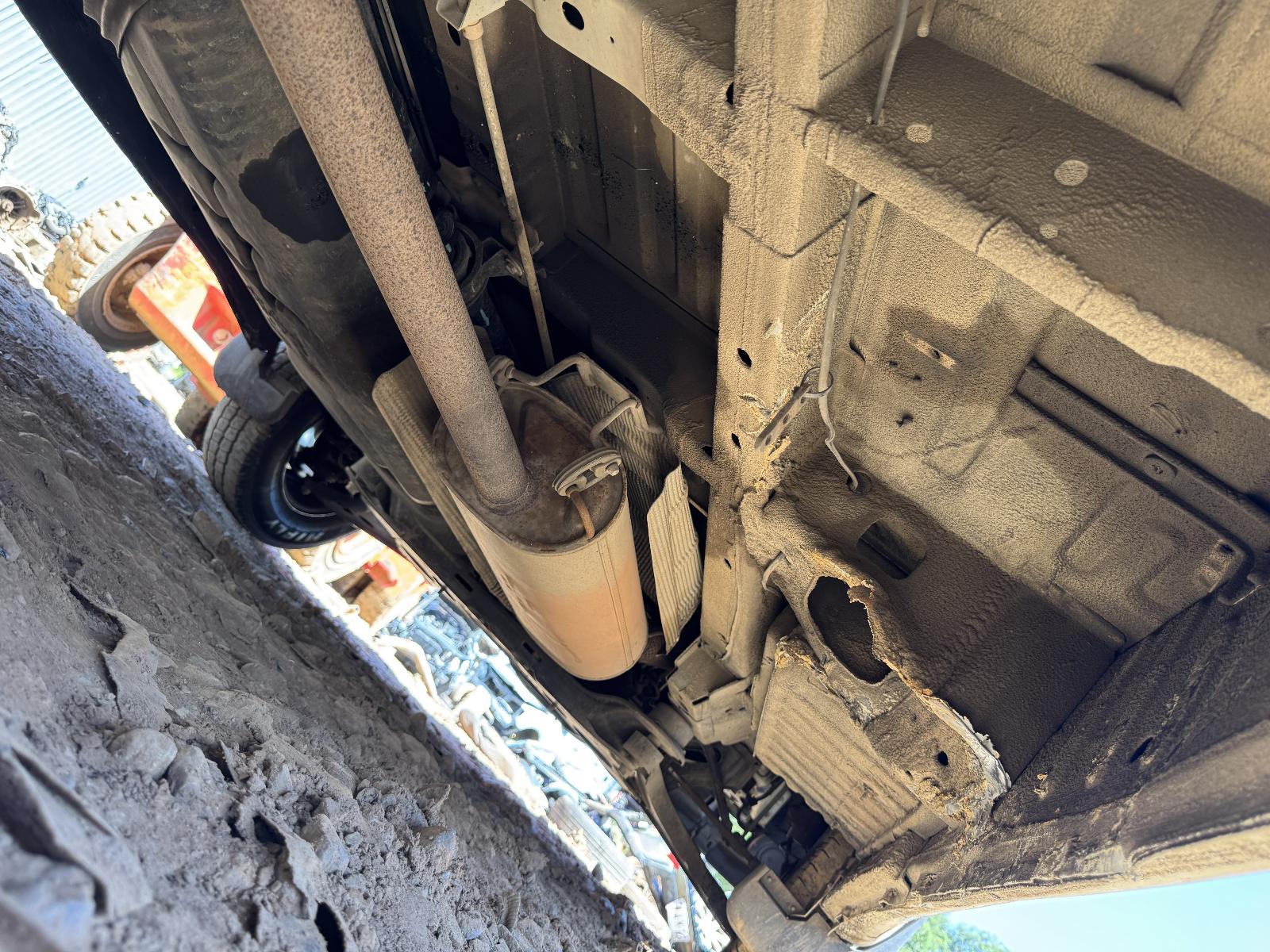 View FORD TRANSIT 2006 2 Door Van Breaking