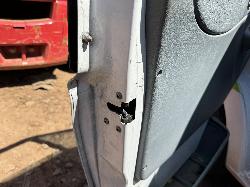 View FORD TRANSIT 2006 2 Door Van Breaking